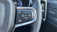 Volvo XC40 2.0 B4P Ultra Dark 5dr Auto Petrol Estate